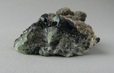 Calcite/Babingtonite/Prehnite