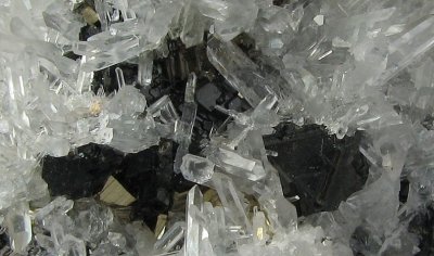 Quartz/Sphalerite/Pyrite Detail