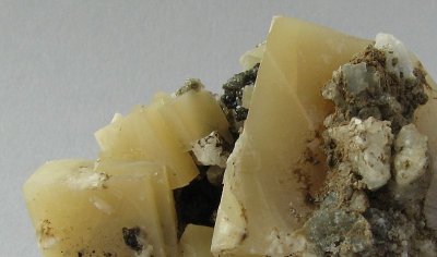 Calcite w/ Analcime Detail