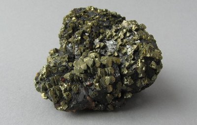 Chalcopyrite on Sphalerite