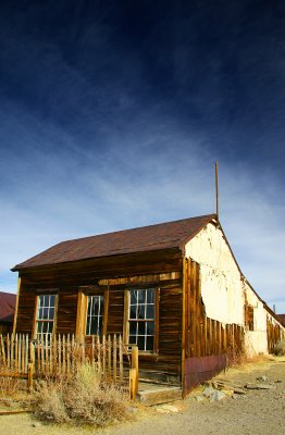 Little House Under A Big Sky