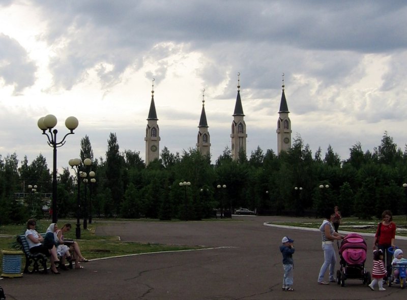 Main square of Nizhnekamsk . Warm summer evening.