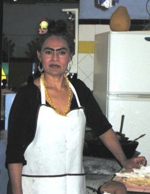 Frida Kahlo look-alike