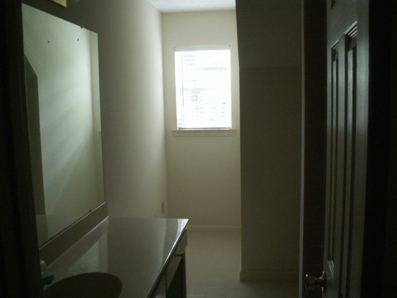 upstairs_bath
