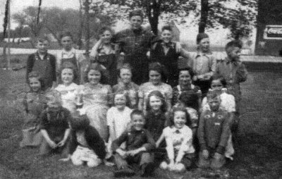 Donegal School 1942ps.jpg