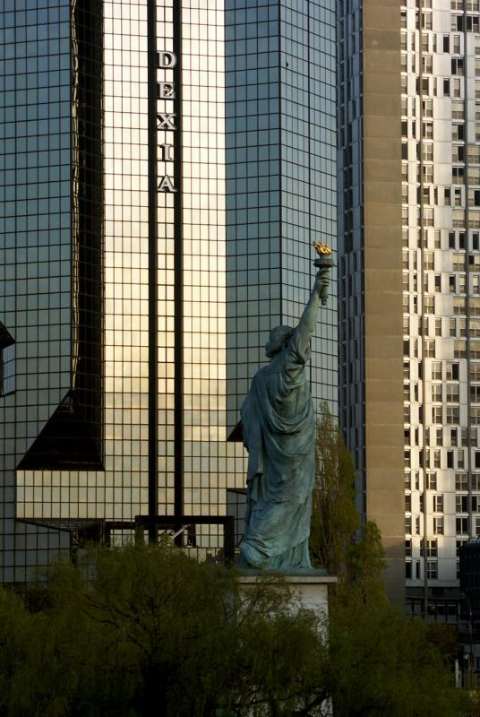 NOTRE STATUE DE LA LIBERTE