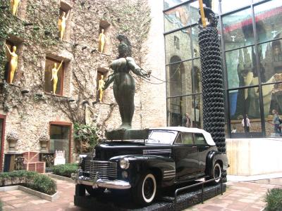 MUSEE DALI - FIGUERAS - Sa voiture