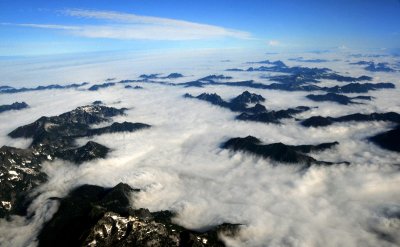 mountains in sea of cloud