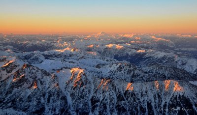 clear evening over Cascades