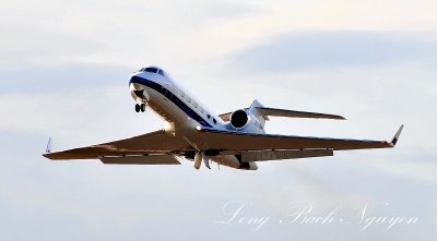 Gulfstream departing