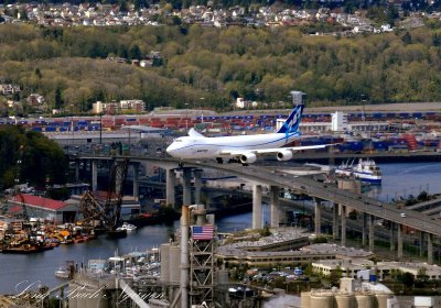 747-8F over West Seattle Bridge