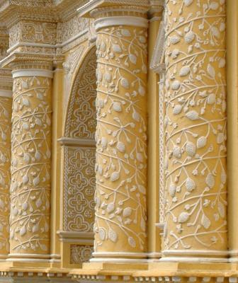 ornate columns