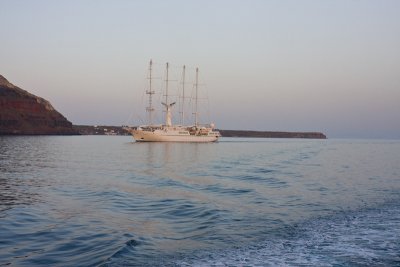 Motor sailer arriving also