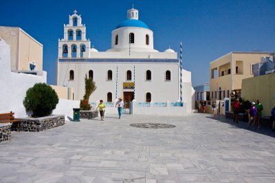 Church in Oia