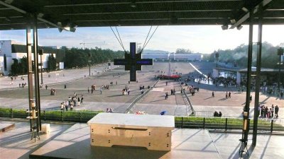 Main outdoors altar looking over the square of 250,000 capacity P1020156.jpg