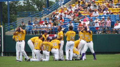 LSU game3 056.jpg