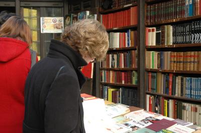 Browsing the books at San Gines