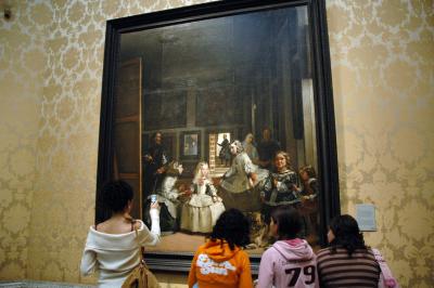 Aspring photographer in the Prado