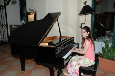 Sam plays an encore (Westin Rio Mar)