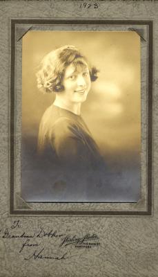 g3/97/10597/3/56361579.Hannahdobkin.jpg