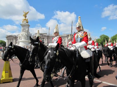 Buckingham Palace changing guard