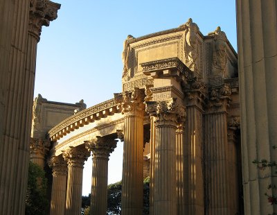 Peristyle through outer colonnade
