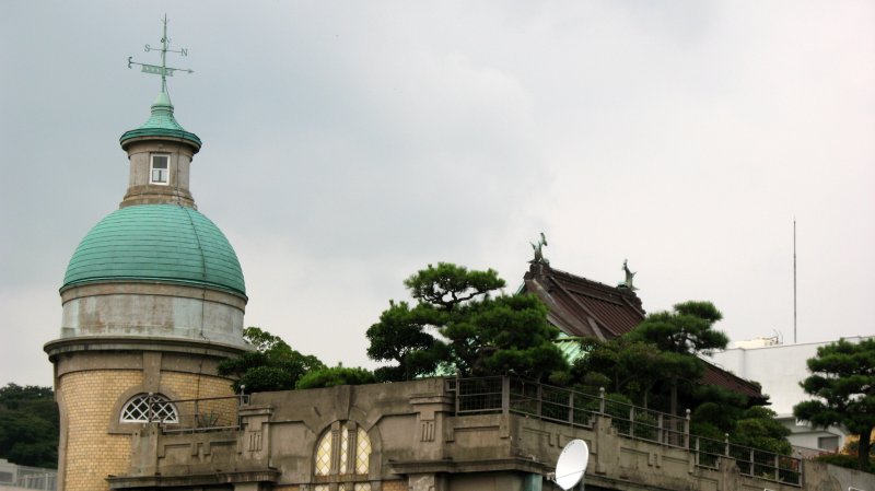 Shrine atop the old Akita Co. Ltd. building