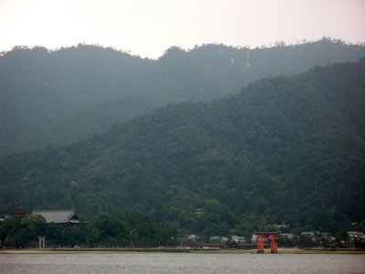 View of Itsukushima and Senjō-kaku on the approach