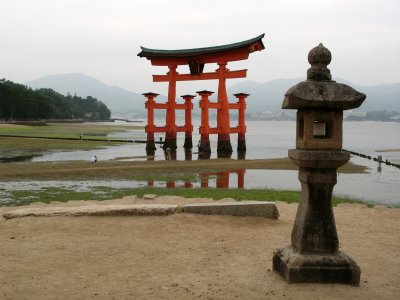The floating torii shortly after low tide