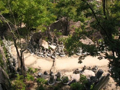 Looking down on Daishō-in's Rakan slope