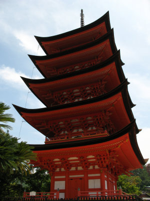 Five-tiered pagoda at Senjō-kaku