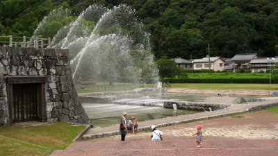 Fountain at the north edge of Kikko-kōen