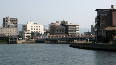 Matsue-ōhashi and nearby buildings