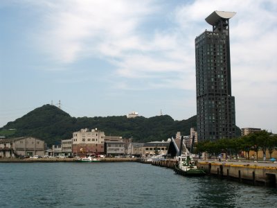 Waterfront in Moji-kō
