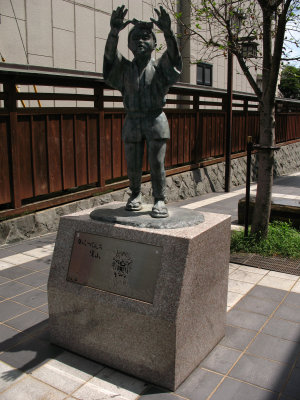 Statue of a Karatsu Kunchi Matsuri participant