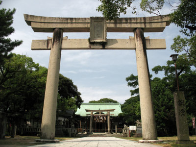 Gate into Karatsu-jinja