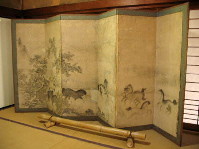Folding screen inside Jōei-ji
