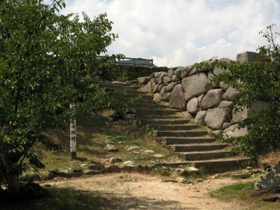Steps up to the donjon ruins