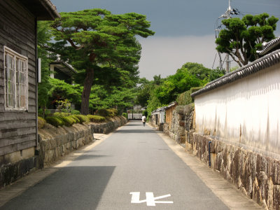 Streetscape in Horiuchi