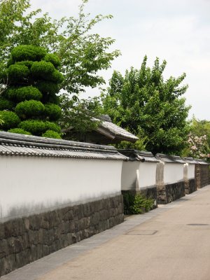 Gate into an old Horiuchi residence