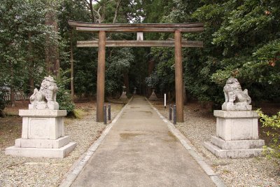 Outer torii of Wakasahiko-jinja