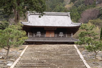 Steps leading to Jōkō-ji