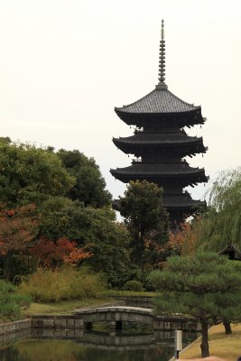 Five-storied pagoda at Tō-ji