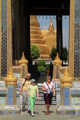 Looking through the Temple of the Emerald Buddha