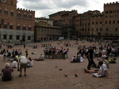 Lounging about on the piazza