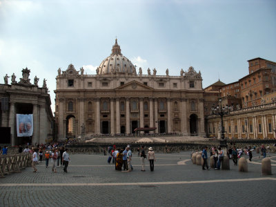 Unobstructed view of the basilica