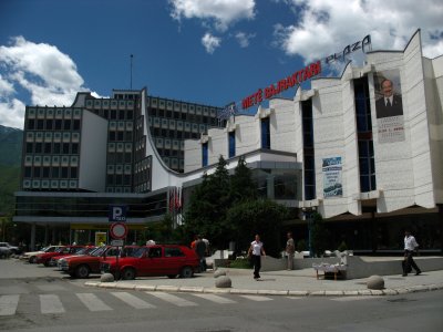 Ultra-modern shopping plaza and hotel