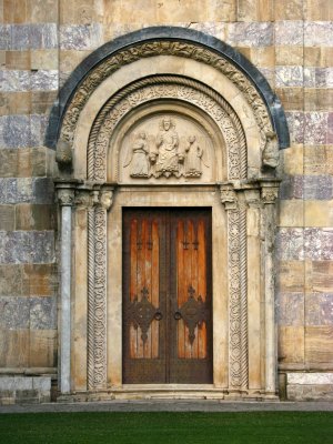 Front gate into Visoki Dečani Monastery