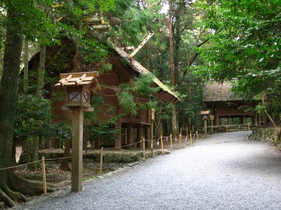 Mishinenomi-kura and Gehei-den, Naigū