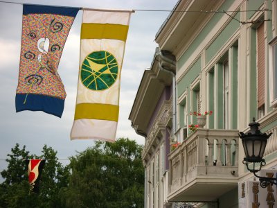 Banners beside Dunavska facades